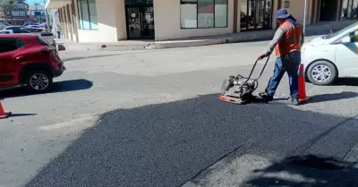 Reparaci�n de vialidades en Hermosillo