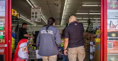 Operativo de inspecci�n a tiendas Waldo's