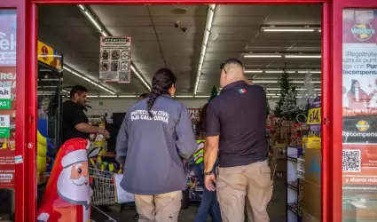 Operativo de inspecci�n a tiendas Waldo's