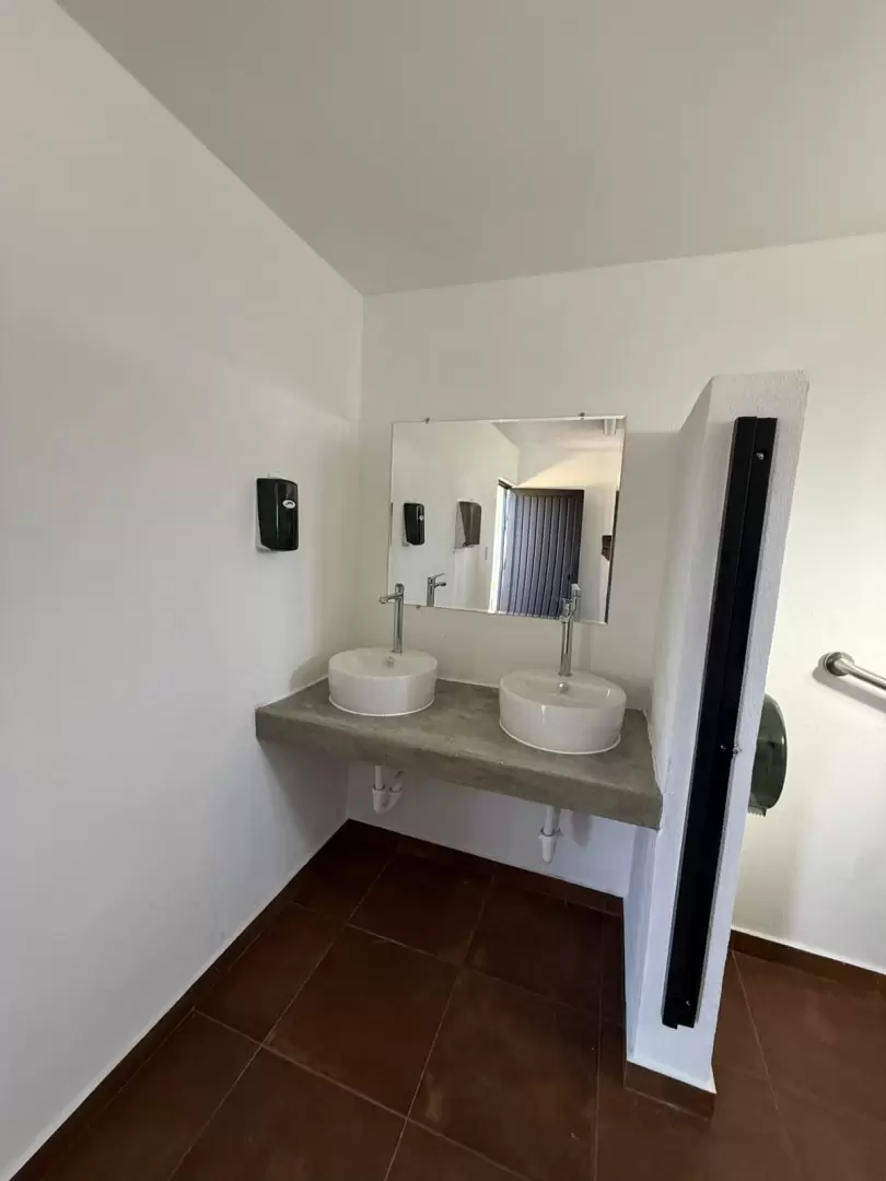 M�dulos sanitarios en el sitio arqueol�gico El Vallecito