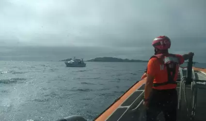 Marina realiza evacuaci�n m�dica de tripulante en embarcaci�n tur�stica en Ensen