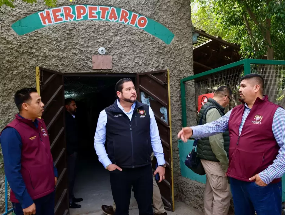 Recorre Ismael Burgue�o Ruiz el Parque Morelos