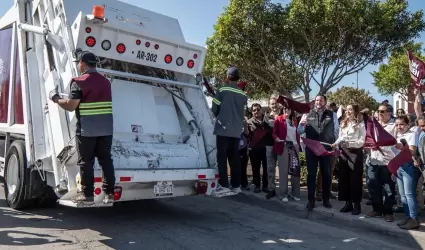 Nuevas rutas de recolecci�n de basura en Urbi Quinta del Cedro
