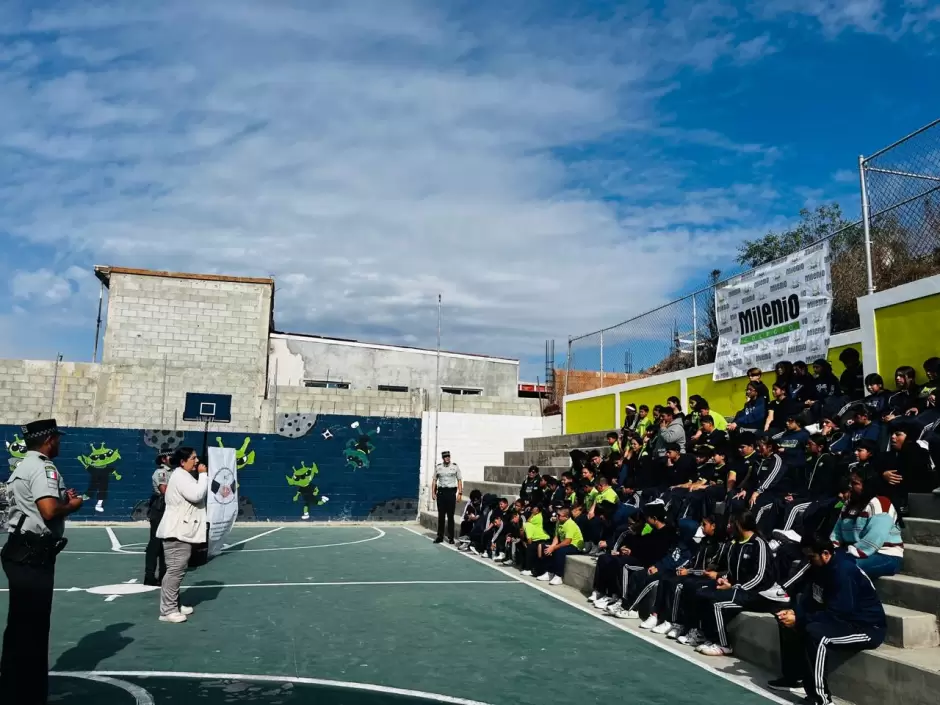Guardia Nacional exhorta a los j�venes de Baja California a denunciar al 088 el robo de identidad