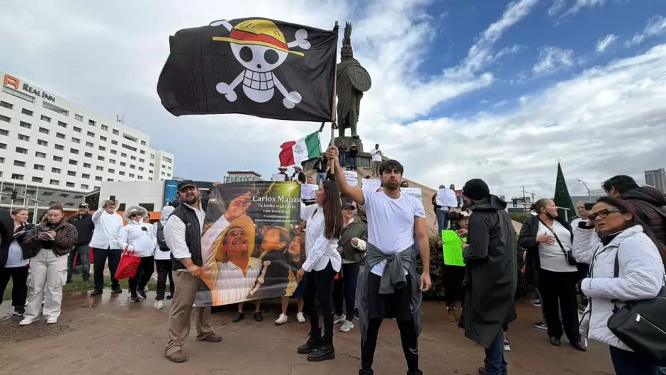 Manifestantes en la Glorieta Cuauht�moc