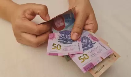 Dinero.
