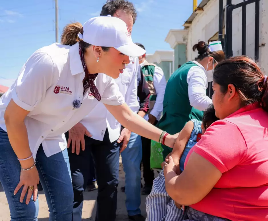 Garantiza gobernadora Marina del Pilar vacunas para proteger a la poblaci�n ante enfermedades respiratorias
