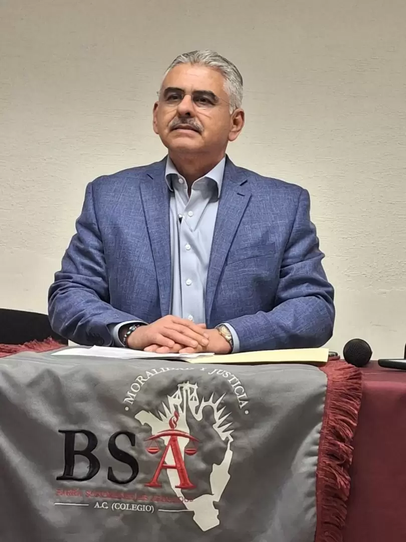 Jos� Manuel �vila Valenzuela.