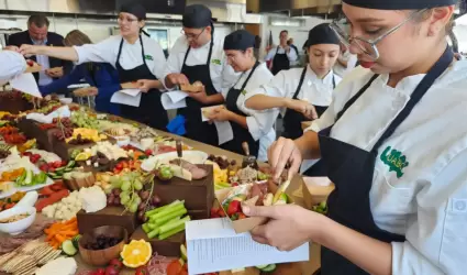 Agenda de cooperaci�n binacional con Southwestern College