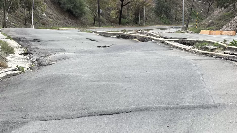 Deslizamiento en la S�nchez Taboada