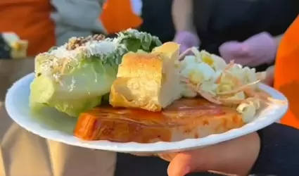 Cena de Acci�n de Gracias de Tijuana Sin Hambre
