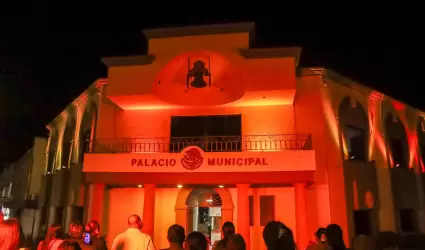 Palacio Municipal de Tecate se ilumina de naranja en conmemoraci�n del D�a Inter