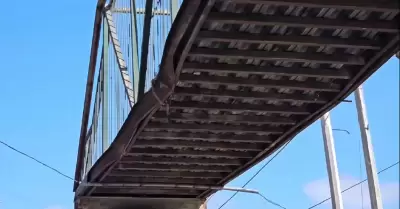 Puente peatonal Margarito Salda�a