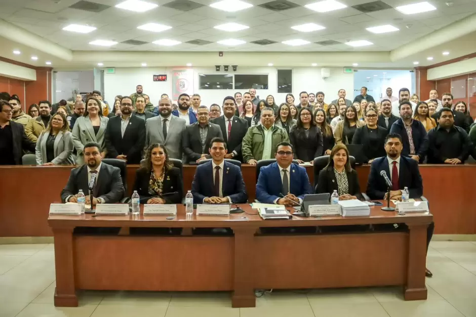 Rom�n Cota presenta Ley de Ingresos 2026