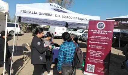 Atenci�n ciudadana en la colonia Fort�n de las Flores