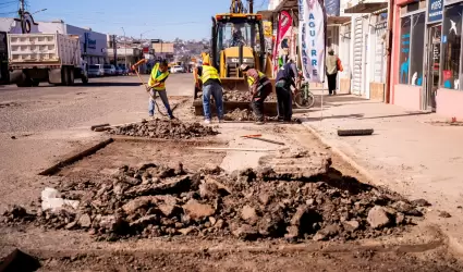 Bacheo estrat�gico en nueve vialidades de Ensenada