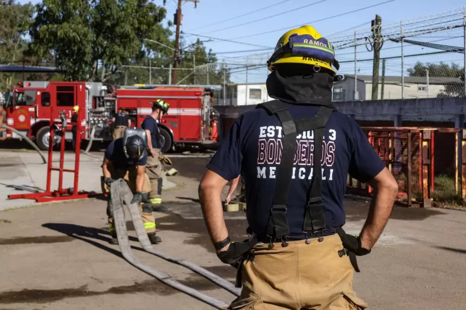Concluye capacitaci�n en manejo de mangueras y standpipe para bomberos en Protecci�n Civil BC