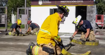 Concluye capacitaci�n en manejo de mangueras y standpipe para bomberos en Protec