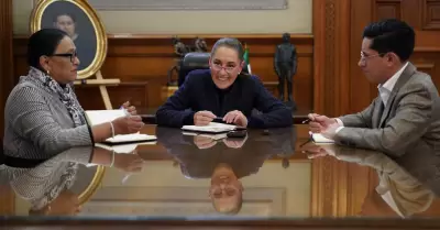 Claudia Sheinbaum conversa con el papa Le�n XIV