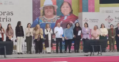 Se instal� en Sonora la Red de Mujeres Tejedoras de la Patria.