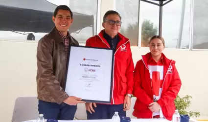 Gobierno de Tecate fortalece la atenci�n a emergencias con entrega de dos unidad