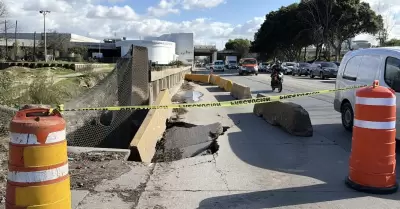 Nuevo socav�n obliga al cierre parcial de la V�a R�pida Oriente