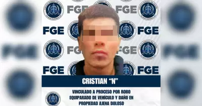 Vinculado a proceso por los delitos de robo equiparado de veh�culo y da�o en pro