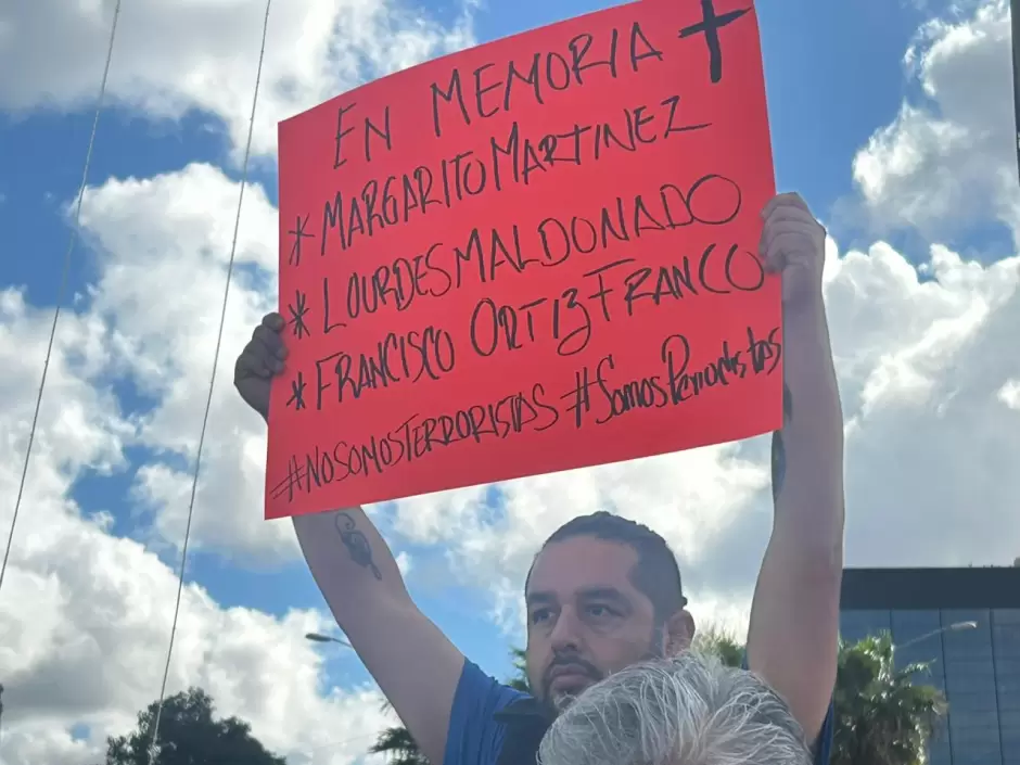 Periodistas se manifiestan en Tijuana por el D�a del Periodista y denuncian criminalizaci�n del gremio