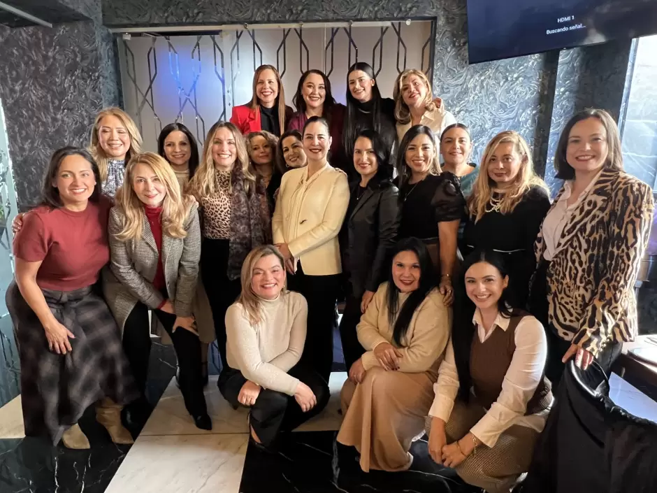 Reafirman mujeres empresarias su papel estrat�gico en la econom�a regional