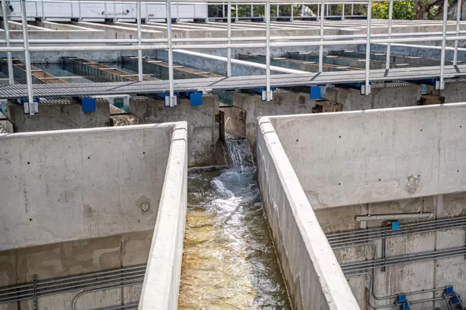 Estabilizaci�n del sistema de agua potable en la regi�n