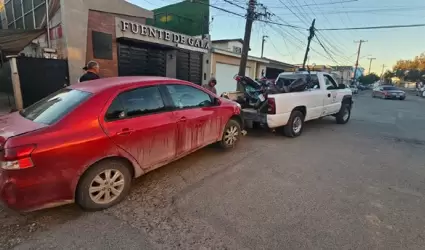 Fiscal�a recupera dos veh�culos con reporte de robo y asegura dos m�s durante ca