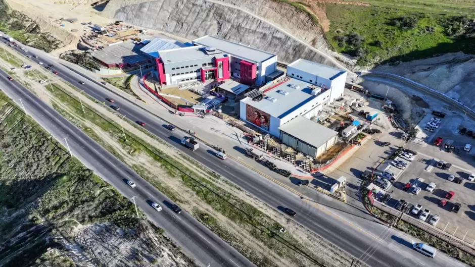 Inauguraci�n del Viaducto Elevado y la Universidad Rosario Castellanos