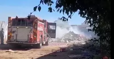 Incendio en basurero clandestino