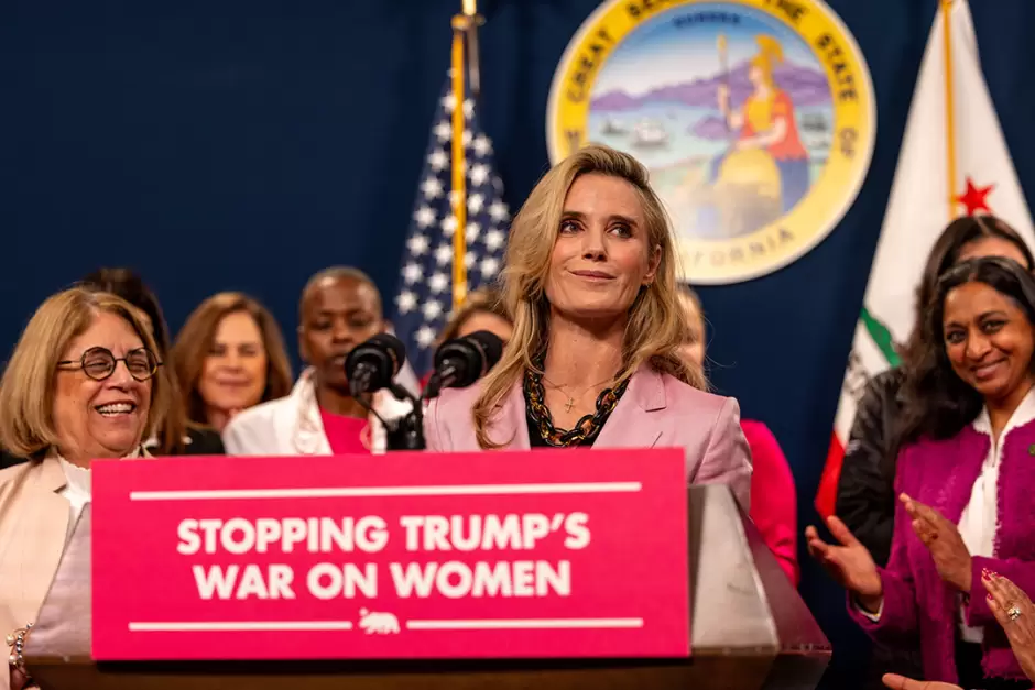 Newsom destina 90 mdd a Planned Parenthood tras recorte federal