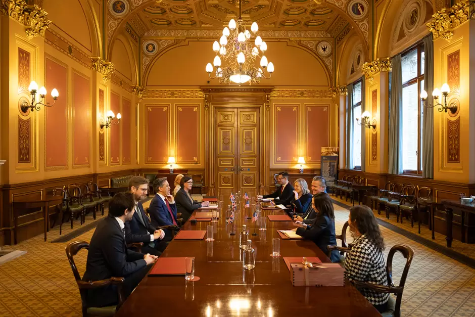 Gavin Newsom impulsa alianza clim�tica con el Reino Unido