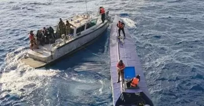 Semar intercepta a semisumergible con 4 toneladas de coca�na