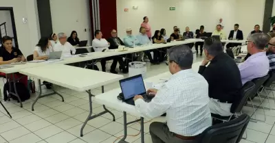 Unison y Staus