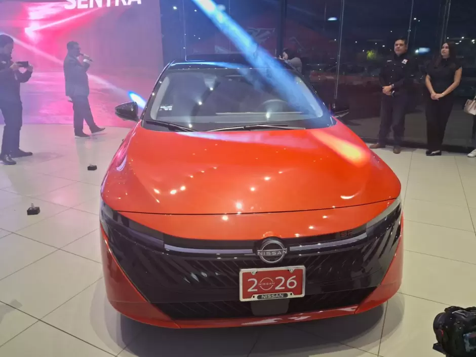 Nissan Reveals