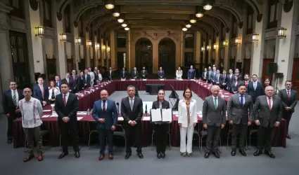 Renovaci�n del acuerdo voluntario para mantener el tope de 24 pesos para la gaso