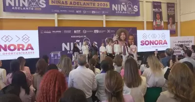 Ni�as Adelante