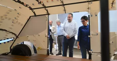 Primer veh�culo el�ctrico multiprop�sito mexicano