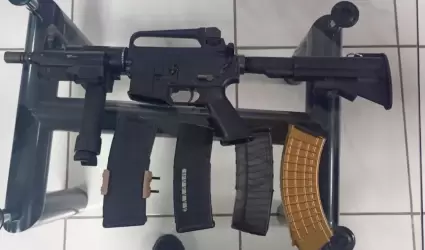 Fusil de calibre 223-5.56, modelo AR-15, encontrado abandonado
