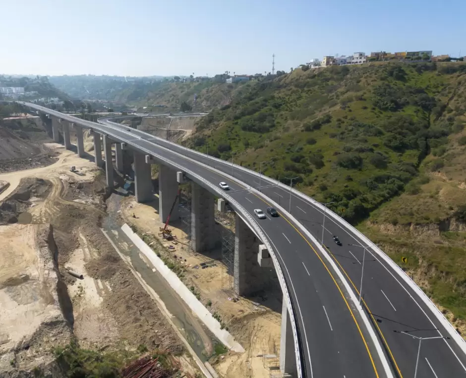 Aperturan en su totalidad viaducto elevado de Tijuana