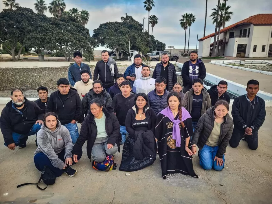 Interceptan embarcaci�n con 23 migrantes frente a la costa de California