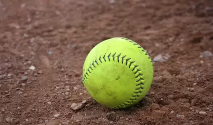 slow pitch