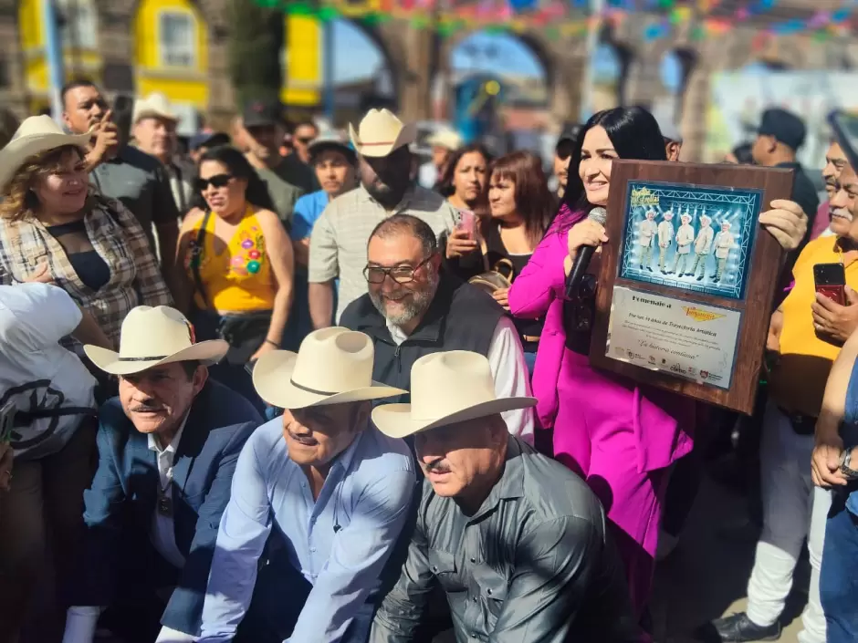 Homenaje a la agrupaci�n Los Incomparables de Tijuana