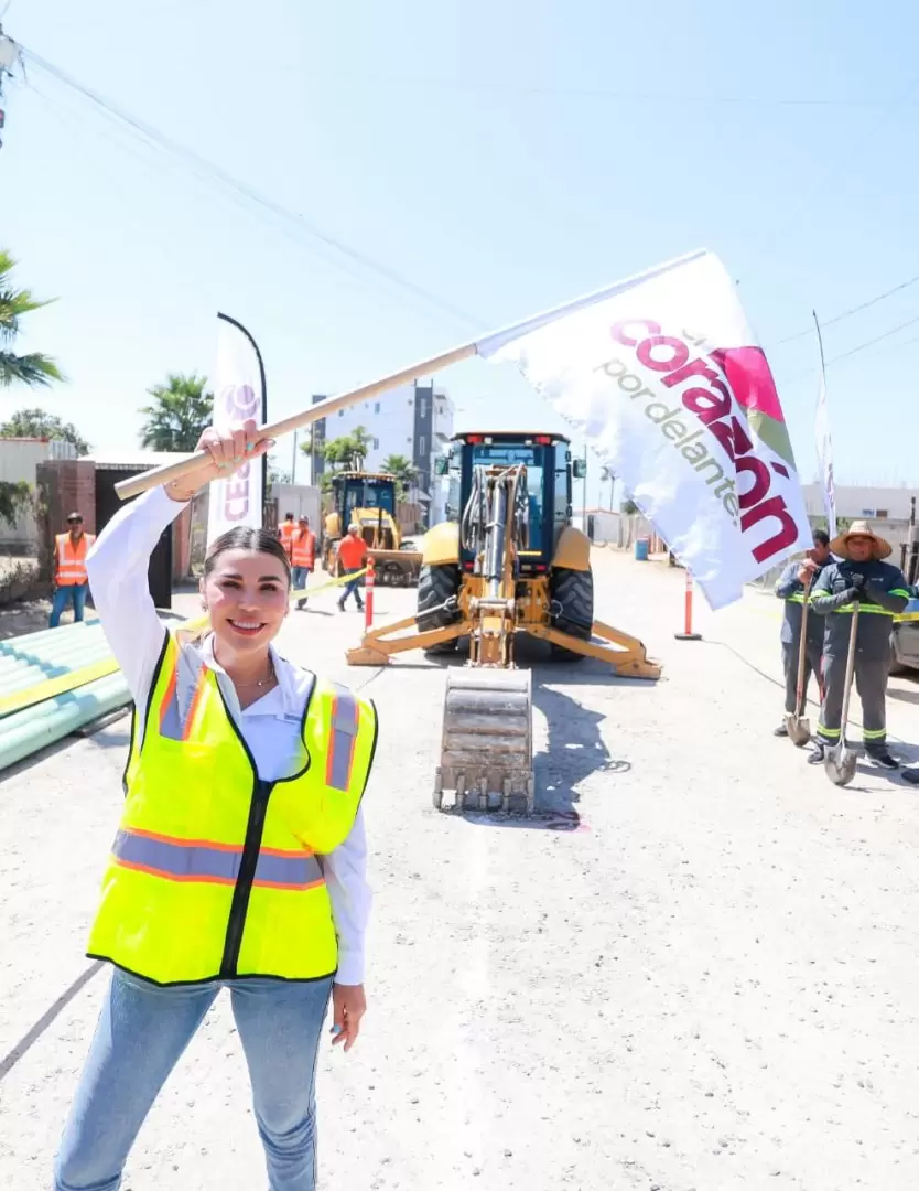 Obras de acceso al agua con introducci�n de drenaje en Primo Tapia