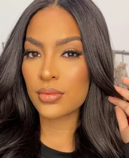 Ta�na Pimentel