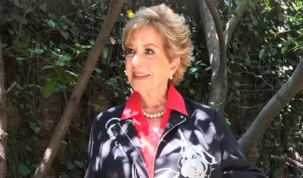 Maxine Woodside