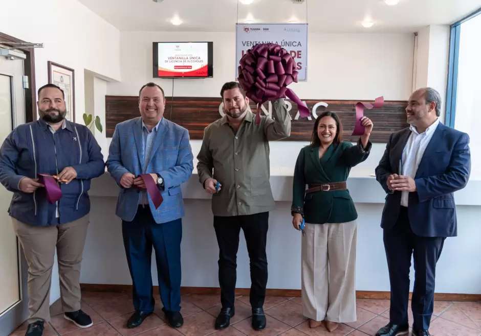 Inauguran Ventanilla �nica para tr�mites de licencias de alcoholes en Tijuana